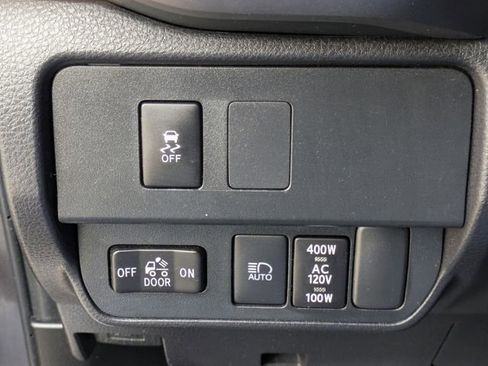 Used 2023 Toyota Tacoma TRD Sport image 22