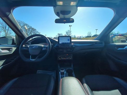 Used 2025 Ford Escape ST-Line FWD image 25