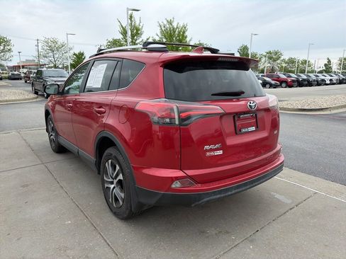 Used 2016 Toyota RAV4 LE FWD image 5