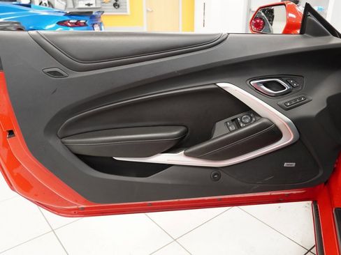 Used 2017 Chevrolet Camaro SS image 15