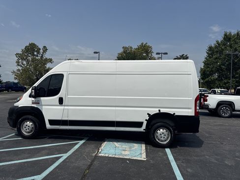 Used 2021 RAM ProMaster 2500 FWD image 9