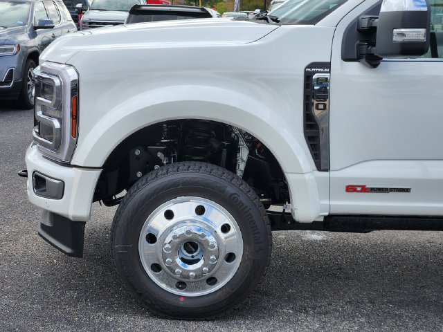 New 2027 Ford F450 Platinum w/ Platinum Plus Package AWD/4WD image 9