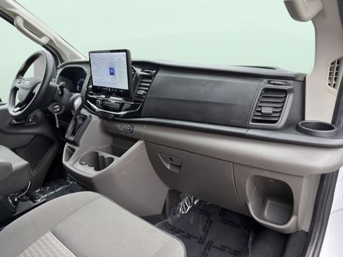 Used 2023 Ford Transit 350 XLT image 36