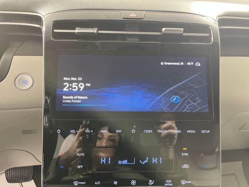 Used 2024 Hyundai Tucson Limited image 17