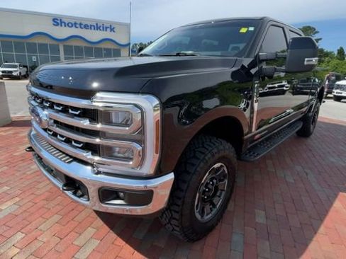 Used 2024 Ford F250 Lariat w/ Lariat Ultimate Package AWD/4WD image 5