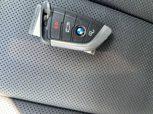 Certified 2024 BMW 330i Sedan RWD image 36