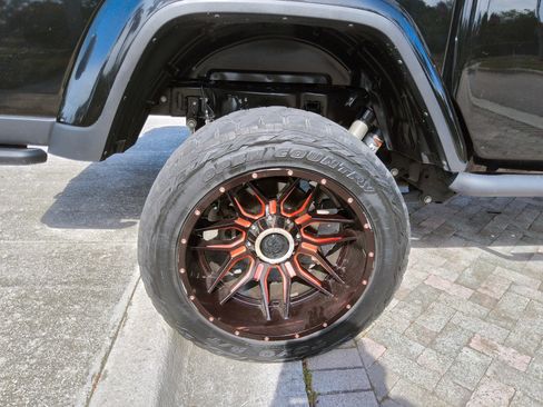 Used 2020 Jeep Gladiator Rubicon AWD/4WD image 47