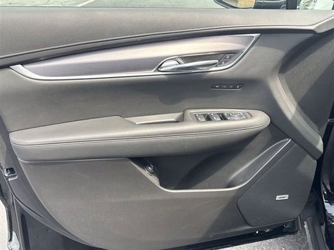 Certified 2024 Cadillac XT6 Luxury AWD/4WD image 22