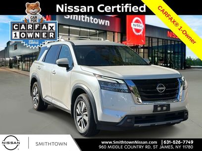 Certified 2022 Nissan Pathfinder SL