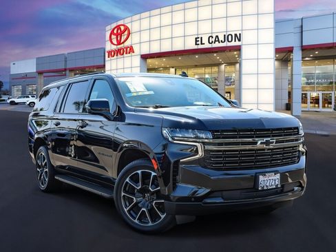 Used 2022 Chevrolet Suburban RST w/ Luxury Package AWD/4WD image 1
