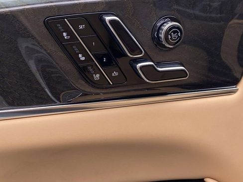 New 2026 Cadillac Escalade IQ Luxury 2 AWD/4WD image 18
