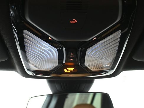 Used 2023 BMW X5 xDrive40i w/ Parking Assistance Package AWD/4WD image 21