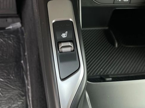 New 2025 Kia Sorento EX image 15