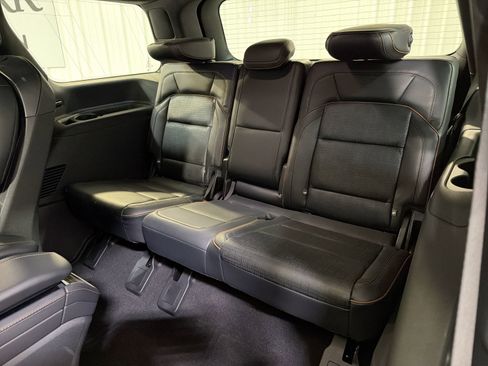 Used 2025 Lincoln Navigator Black Label image 26