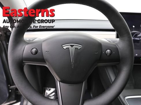 Used 2023 Tesla Model Y Long Range AWD/4WD image 10