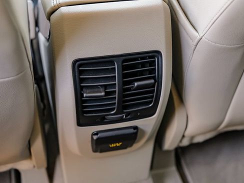 Used 2015 Ford Escape Titanium FWD image 43