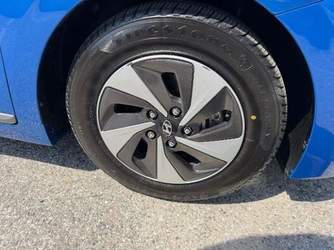 Used 2018 Hyundai Ioniq SEL w/ SEL Tech Package 02 image 16