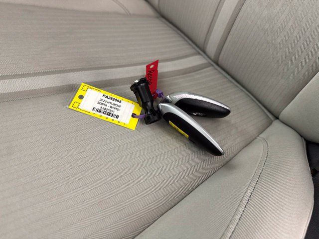 Used 2023 Hyundai Sonata SEL w/ Preferred Accessory Package FWD image 27