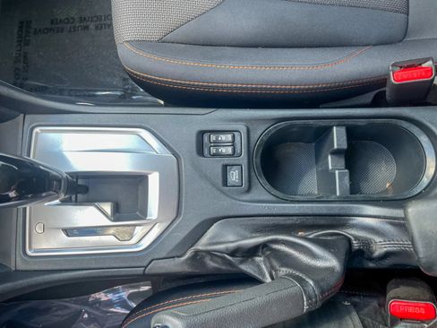 Used 2019 Subaru Crosstrek 2.0i Premium AWD/4WD image 22
