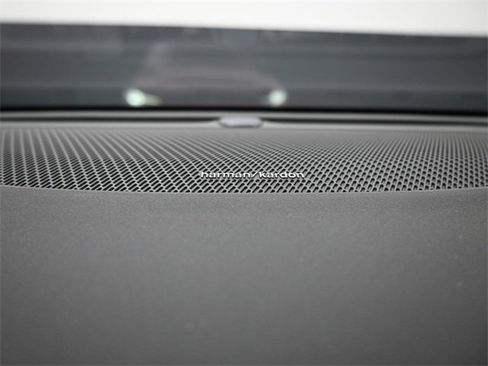 Used 2023 Volvo S60 B5 Plus image 30