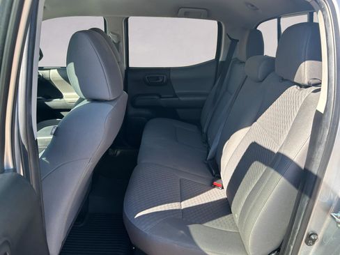 Used 2022 Toyota Tacoma SR image 13