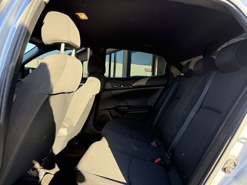 Used 2019 Honda Civic Sport image 11
