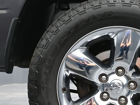 Used 2018 RAM 1500 Big Horn image 40