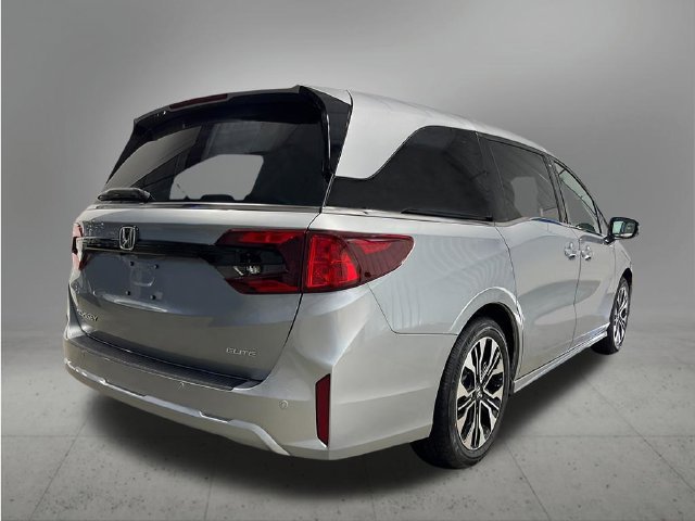 New 2027 Honda Odyssey Elite image 5