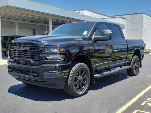 New 2026 RAM 2500 Big Horn AWD/4WD image 3
