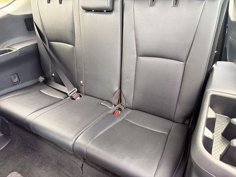Used 2025 Toyota Grand Highlander FWD image 29