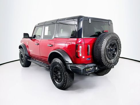 Used 2025 Ford Bronco Badlands image 5