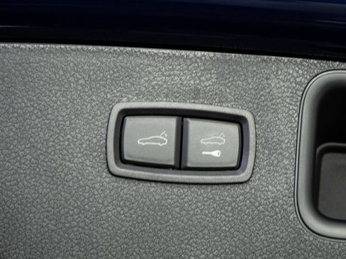 New 2026 Porsche Macan AWD/4WD image 32