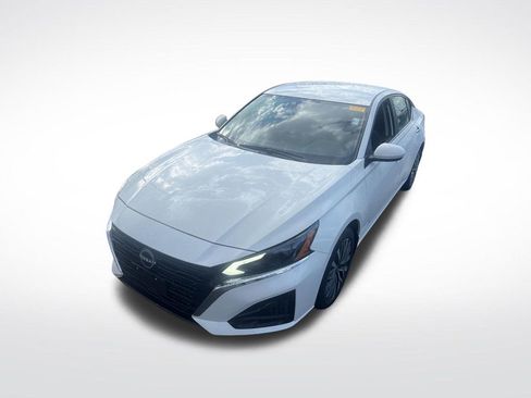 Certified 2023 Nissan Altima 2.5 SV image 33