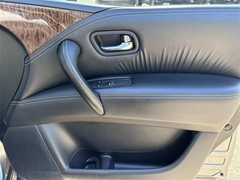 Used 2020 Nissan Armada SL w/ Premium Package image 24