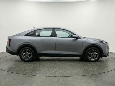 Used 2025 Kia K4 LXS image 11