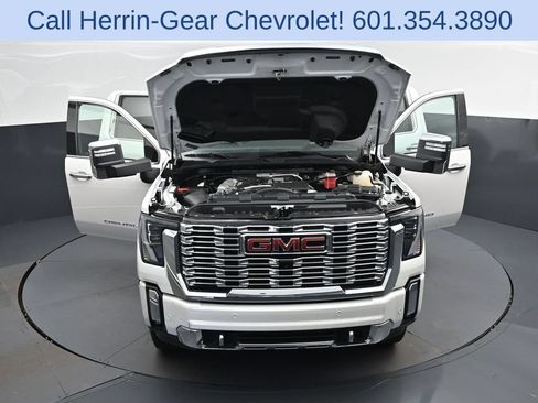 Used 2024 GMC Sierra 2500 Denali w/ Denali Reserve Package AWD/4WD image 54
