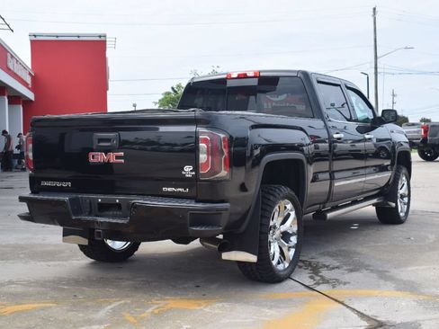 Used 2018 GMC Sierra 1500 Denali w/ Denali Ultimate Package AWD/4WD image 5