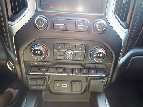 Used 2021 Chevrolet Silverado 1500 LT Trail Boss w/ Convenience Package II AWD/4WD image 28