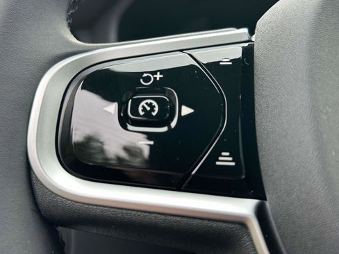 New 2026 Volvo XC60 B5 Plus w/ Protection Package Premier image 22