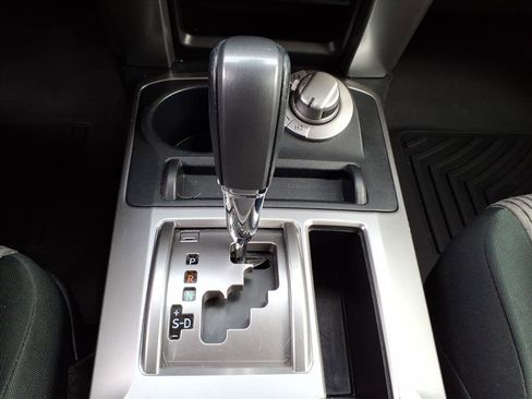 Used 2020 Toyota 4Runner SR5 image 24