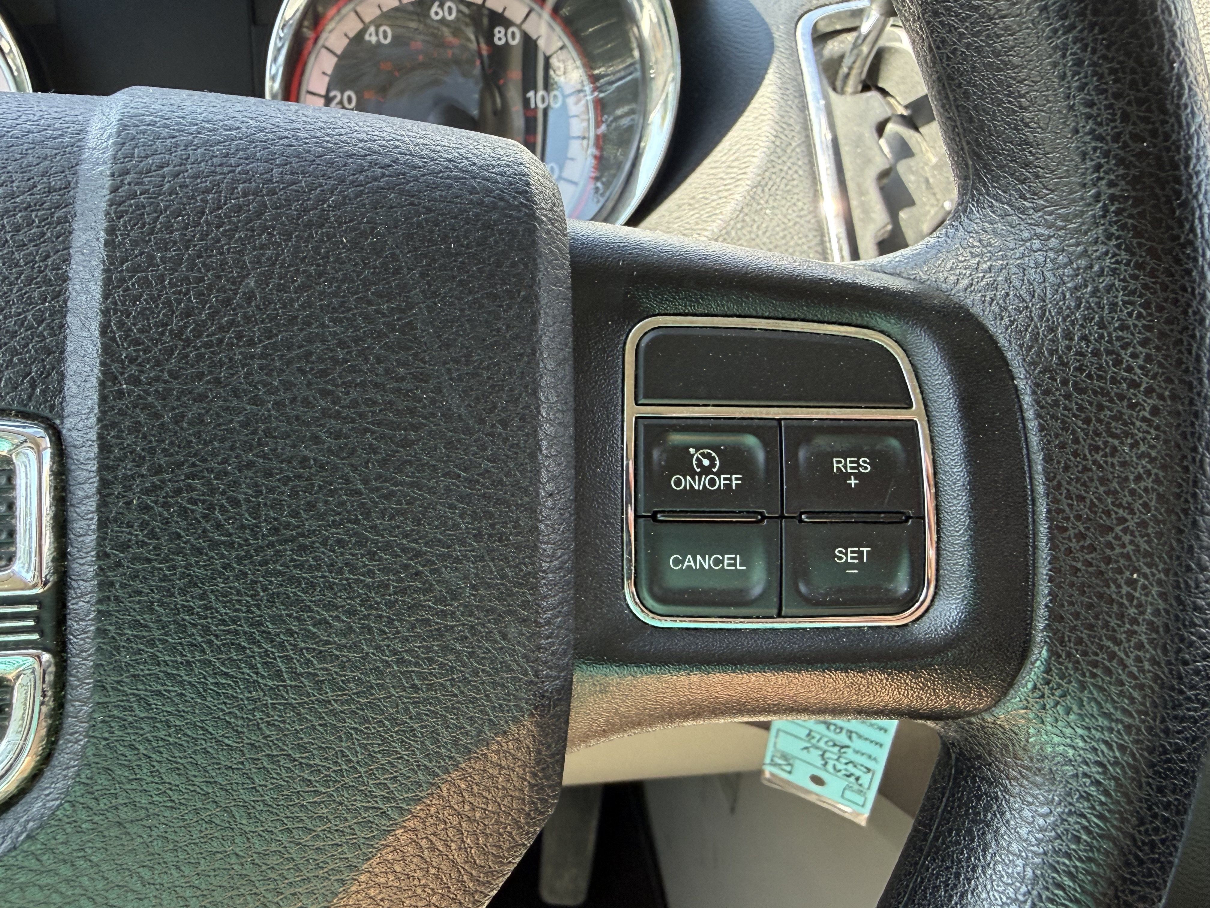 Used 2014 Dodge Grand Caravan SXT FWD image 22