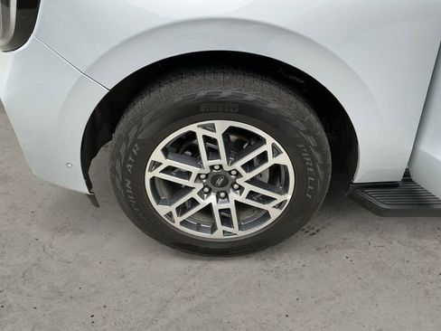 Certified 2025 Ford Expedition Active AWD/4WD image 14