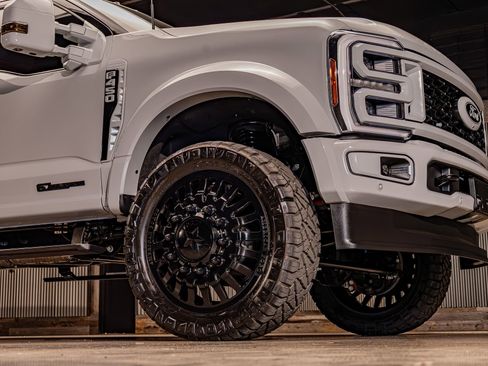 Used 2026 Ford F450 Platinum w/ Platinum Plus Package image 15