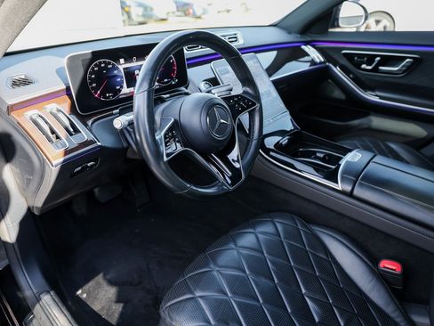 Used 2021 Mercedes-Benz S 580 S 580 image 4