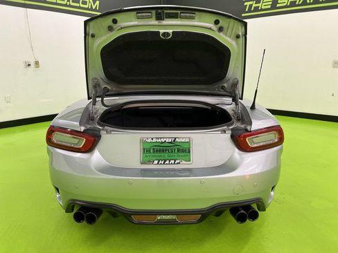 Used 2018 FIAT 124 Spider Abarth w/ Convenience Group RWD image 9