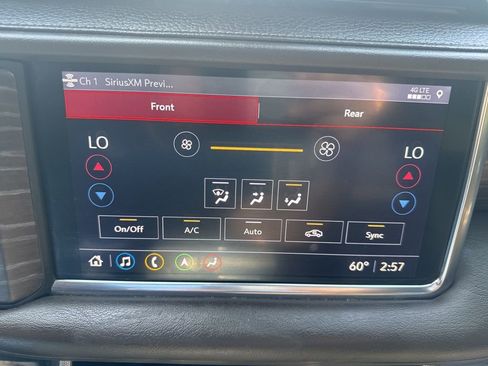 Used 2021 GMC Yukon Denali AWD/4WD image 34