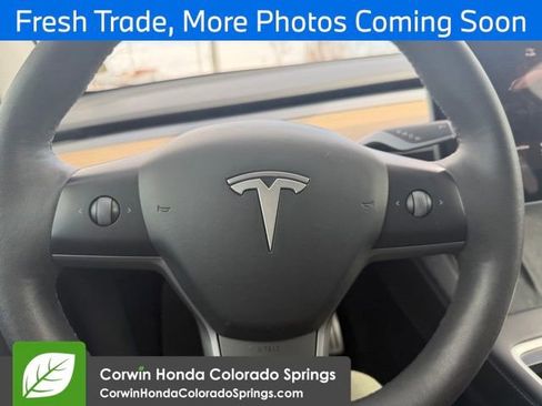 Used 2023 Tesla Model Y Performance image 9