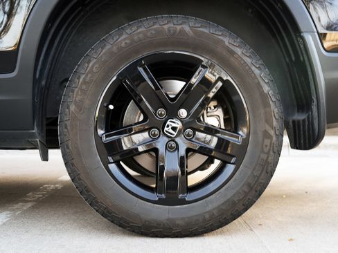 Used 2023 Honda Ridgeline Black Edition image 15