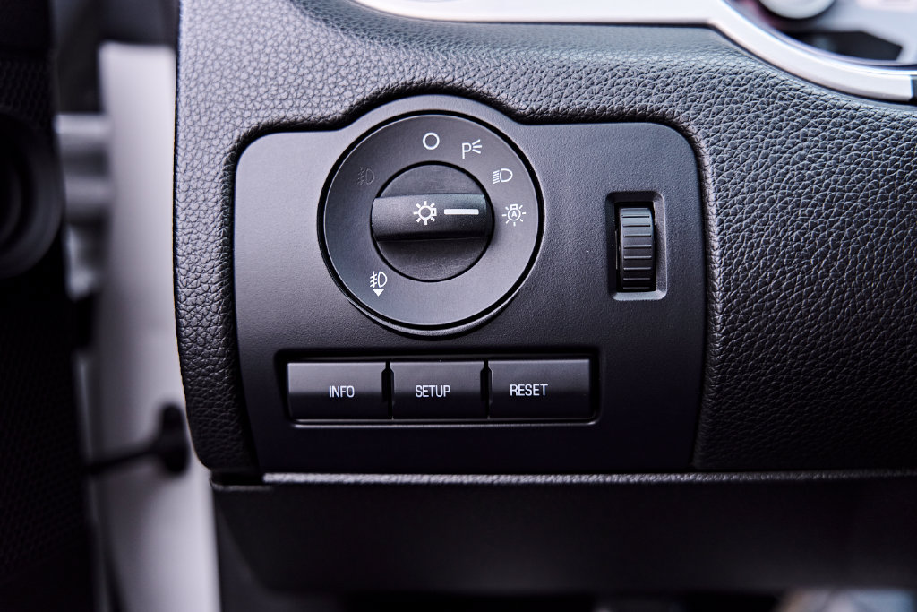 Used 2011 Ford Mustang GT Premium w/ Electronics Pkg RWD image 63