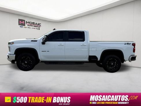 Used 2024 Chevrolet Silverado 2500 LT AWD/4WD image 4